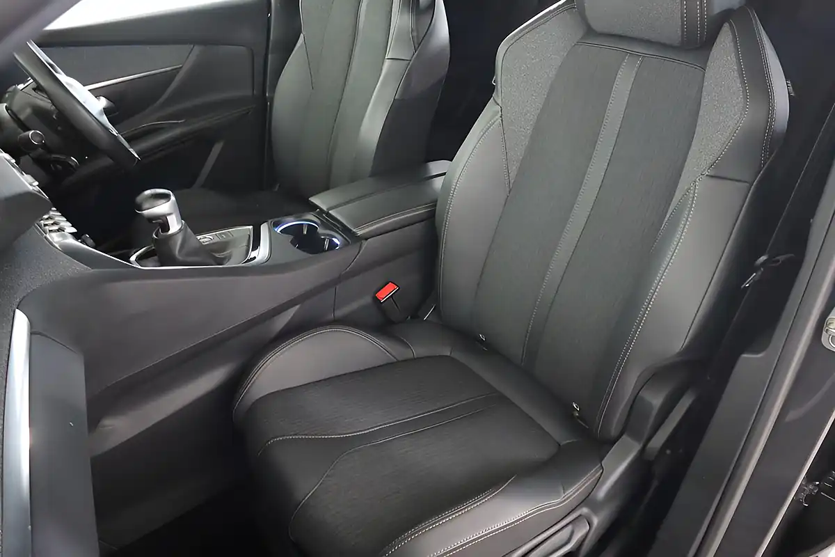 Used 2020 Peugeot 3008 GT Line Premium Grey - Interior and Exterior details 12