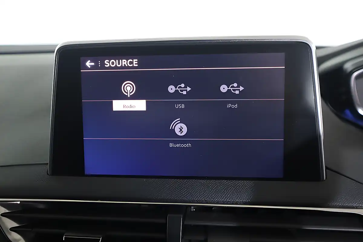 Used 2020 Peugeot 3008 GT Line Premium Grey - Interior and Exterior details 14