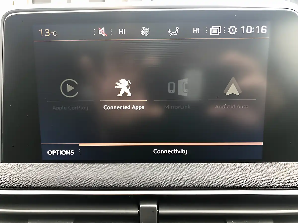 Used 2020 Peugeot 3008 GT Line Premium Magnetic Blue - Interior and Exterior details 13