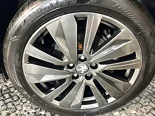 Used 2020 Peugeot 3008 GT Line Premium Magnetic Blue - Interior and Exterior details 16