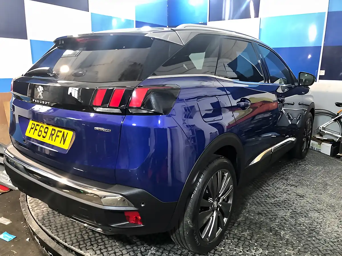 Used 2020 Peugeot 3008 GT Line Premium Magnetic Blue - Interior and Exterior details 8