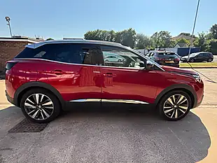 Used 2020 Peugeot 3008 GT Red - Interior and Exterior details 8