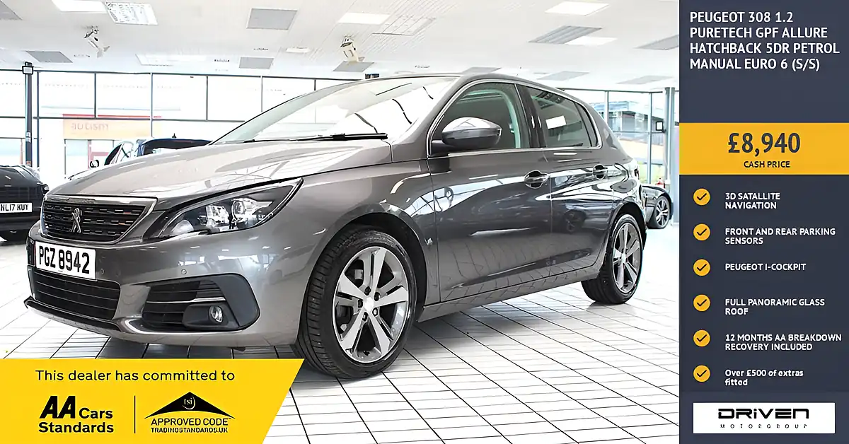 Used 2020 Peugeot 308 Allure Twilight Blue - Front View