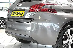 Used 2020 Peugeot 308 Allure Twilight Blue - Interior and Exterior details 13