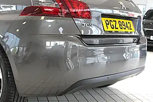 Used 2020 Peugeot 308 Allure Twilight Blue - Interior and Exterior details 17