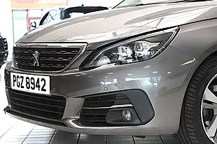 Used 2020 Peugeot 308 Allure Twilight Blue - Interior and Exterior details 4