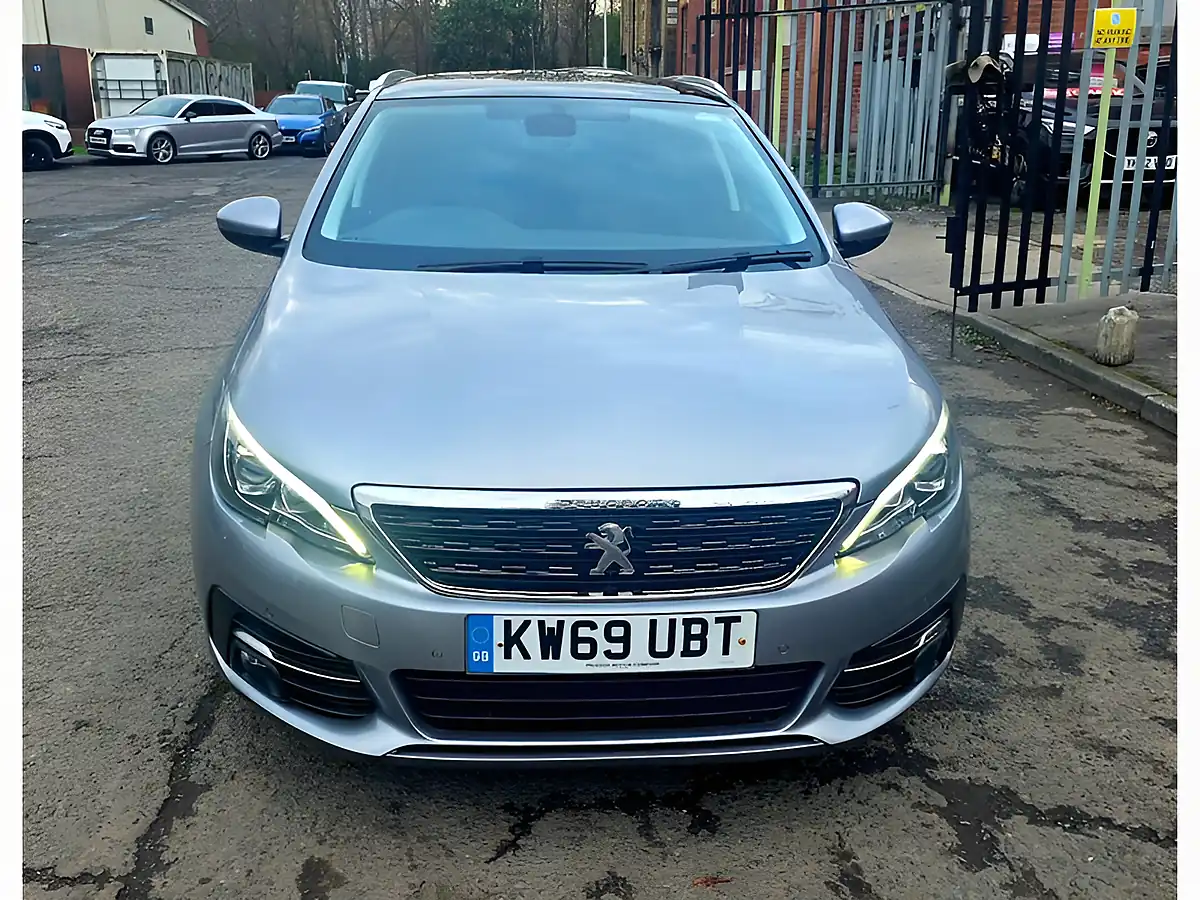 Used 2020 Peugeot 308 Sw Allure Grey - Interior and Exterior details 2