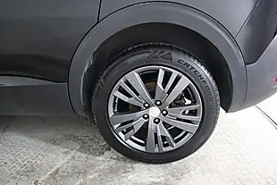 Used 2020 Peugeot 5008 Active Black - Interior and Exterior details 10