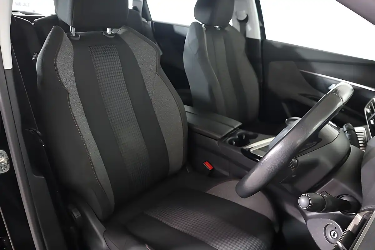Used 2020 Peugeot 5008 Active Black - Interior and Exterior details 11