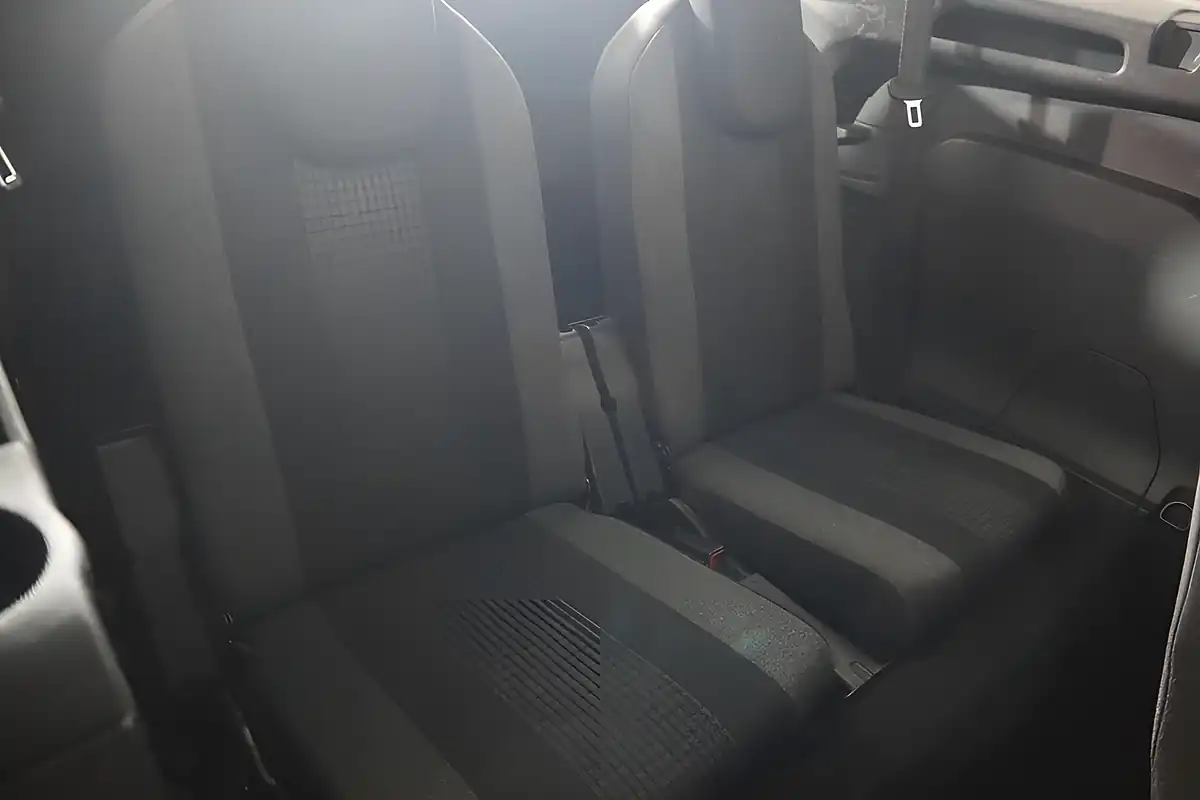 Used 2020 Peugeot 5008 Active Black - Interior and Exterior details 12