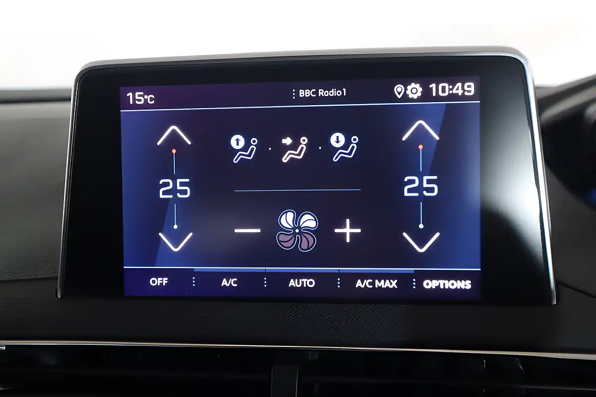 Used 2020 Peugeot 5008 Active Black - Interior and Exterior details 15