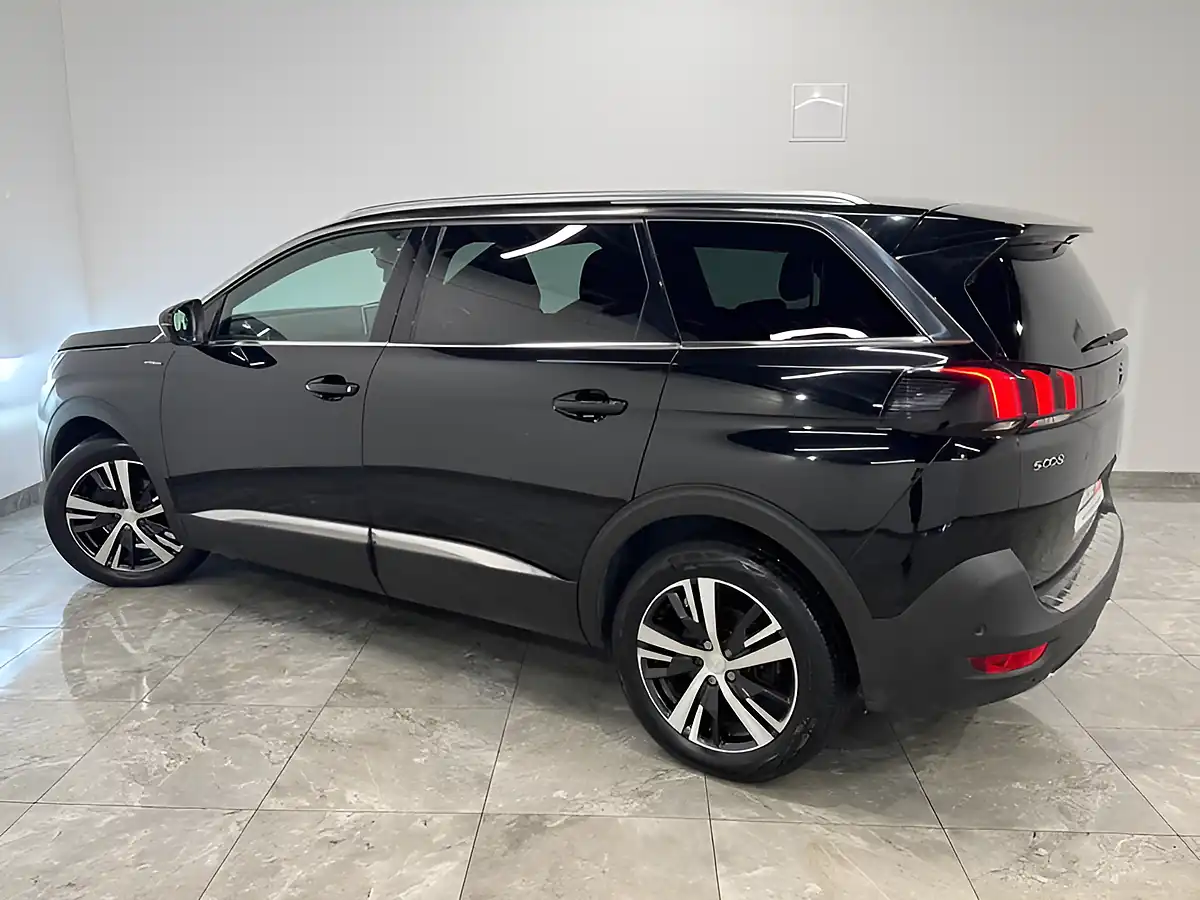 Used 2020 Peugeot 5008 GT Line Black - Interior and Exterior details 6