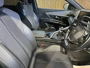 Used 2020 Peugeot 5008 GT Line Grey - Interior and Exterior details 12