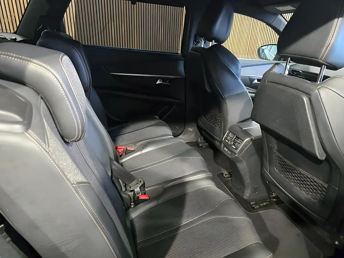 Used 2020 Peugeot 5008 GT Line Grey - Interior and Exterior details 13