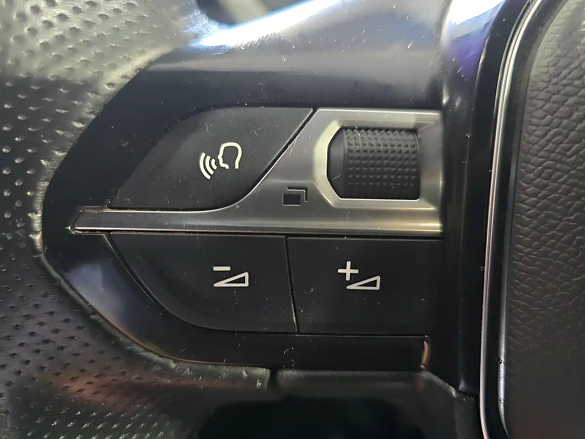 Used 2020 Peugeot 5008 GT Line Grey - Interior and Exterior details 20