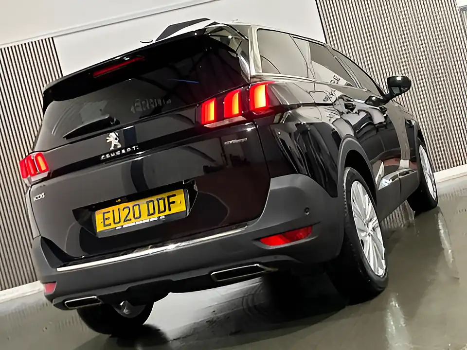 Used 2020 Peugeot 5008 GT Line Premium Black - Interior and Exterior details 11