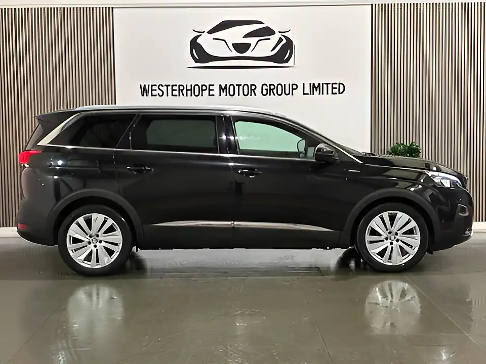 Used 2020 Peugeot 5008 GT Line Premium Black - Interior and Exterior details 12