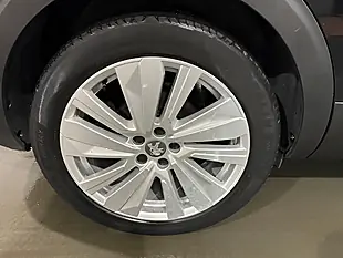 Used 2020 Peugeot 5008 GT Line Premium Black - Interior and Exterior details 14