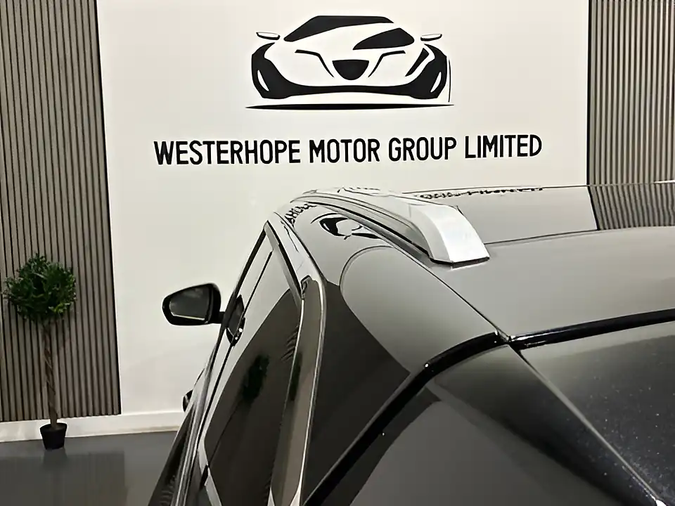 Used 2020 Peugeot 5008 GT Line Premium Black - Interior and Exterior details 16