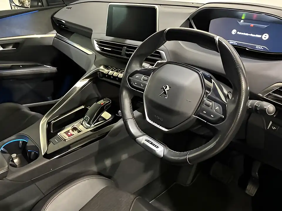 Used 2020 Peugeot 5008 GT Line Premium Black - Interior and Exterior details 3