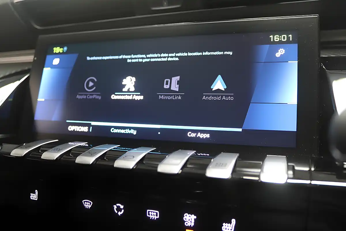 Used 2020 Peugeot 508 Allure Grey - Interior and Exterior details 16