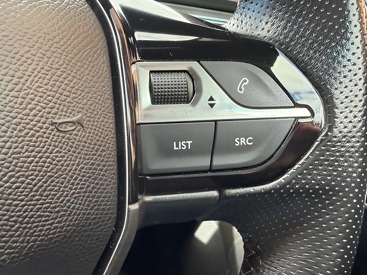 Used 2020 Peugeot 508 GT Line White - Interior and Exterior details 11