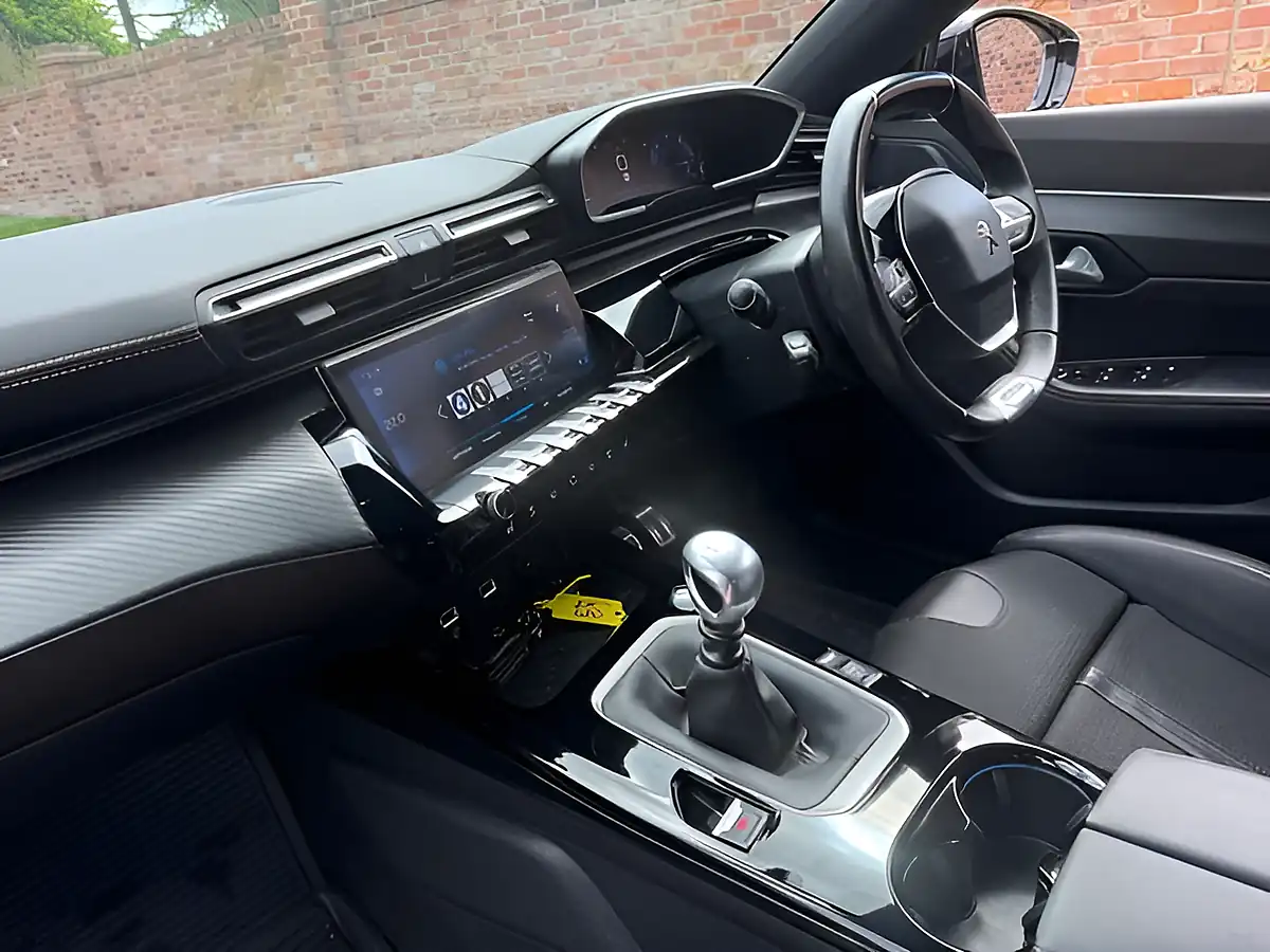 Used 2020 Peugeot 508 GT Line White - Interior and Exterior details 17