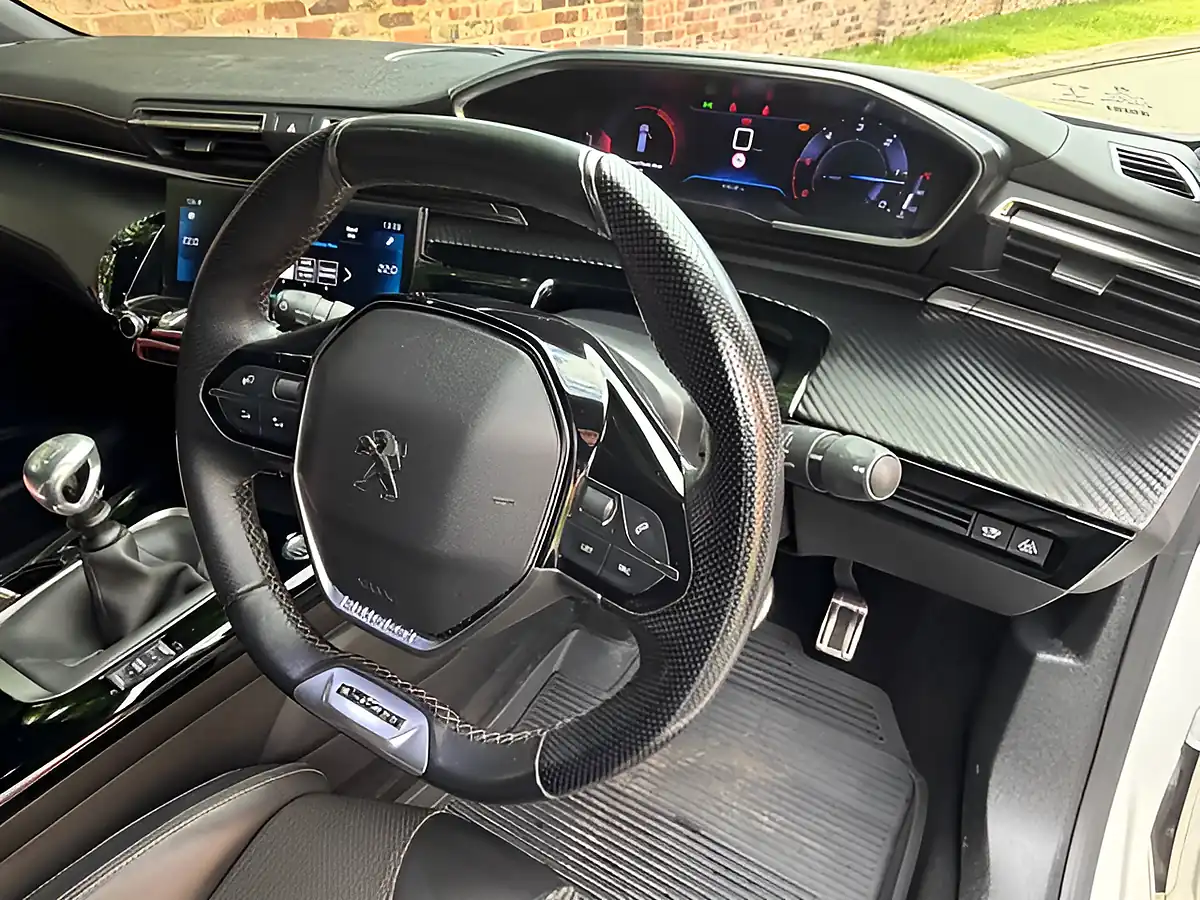 Used 2020 Peugeot 508 GT Line White - Interior and Exterior details 5