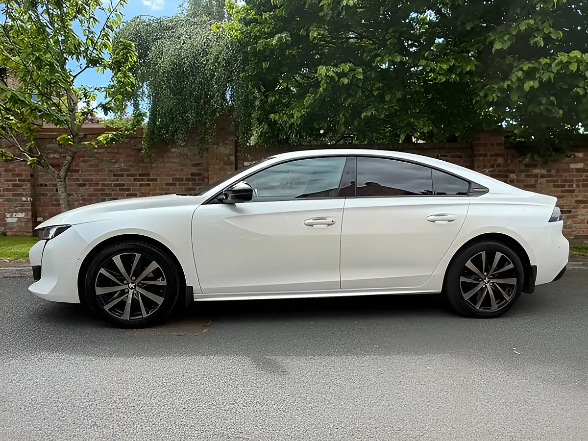 Used 2020 Peugeot 508 GT Line White - Interior and Exterior details 7