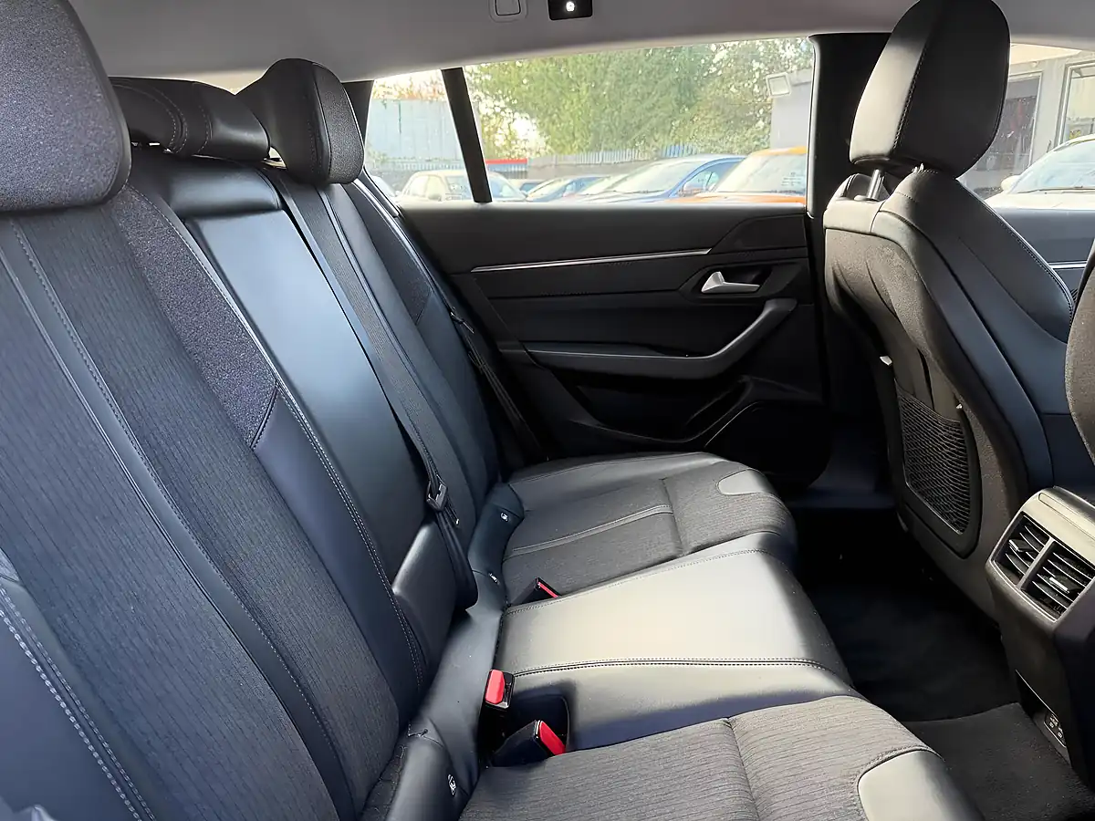 Used 2020 Peugeot 508 Sw Allure Grey - Interior and Exterior details 11