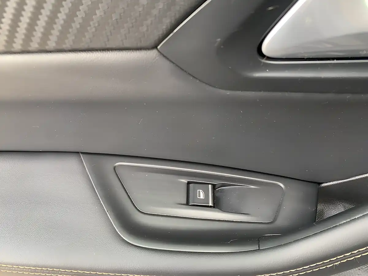 Used 2020 Peugeot 508 Sw GT Line Blue - Interior and Exterior details 17