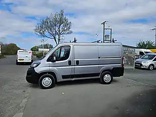 Used 2020 Peugeot Boxer 333 Pro L1H1 Swb Grey - Interior and Exterior details 5