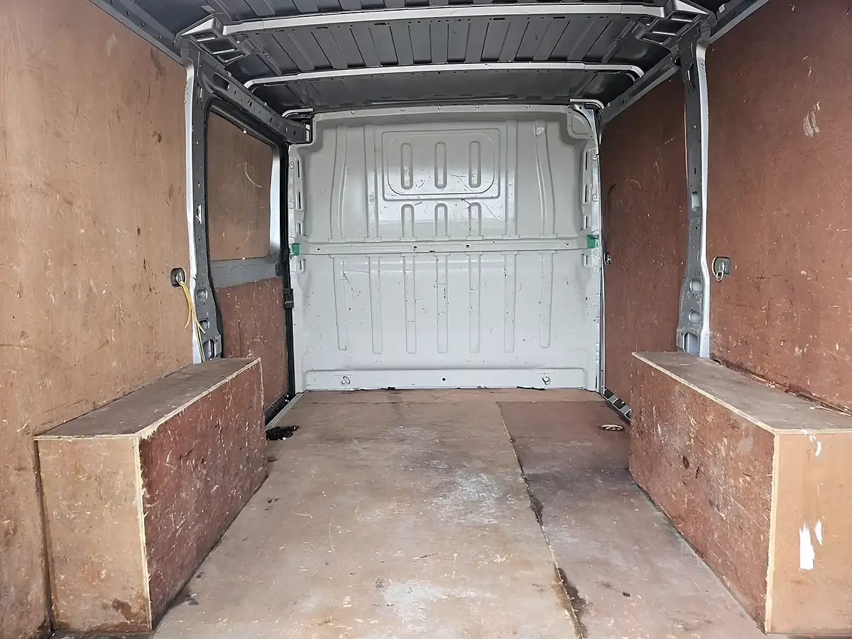 Used 2020 Peugeot Boxer 333 Pro L1H1 Swb Grey - Interior and Exterior details 9