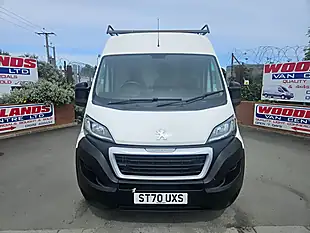 Used 2020 Peugeot Boxer 335 Pro White - Interior and Exterior details 3