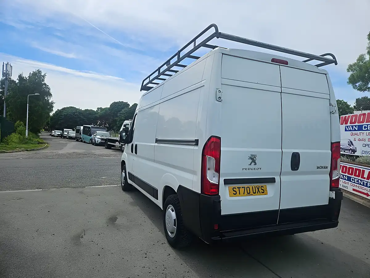 Used 2020 Peugeot Boxer 335 Pro White - Interior and Exterior details 6