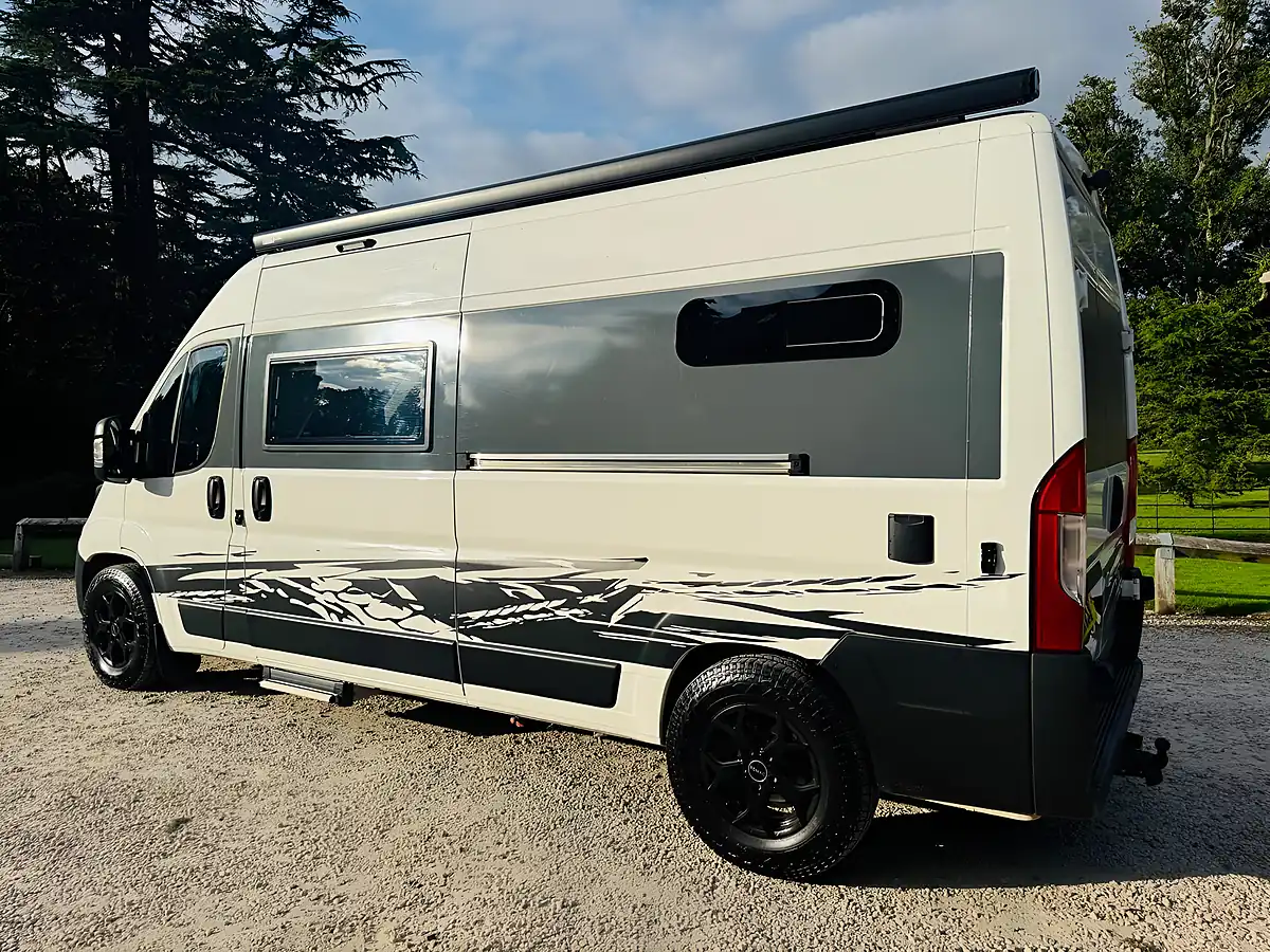 Used 2020 Peugeot Boxer Camper Van 335 Professional White - Interior and Exterior details 11