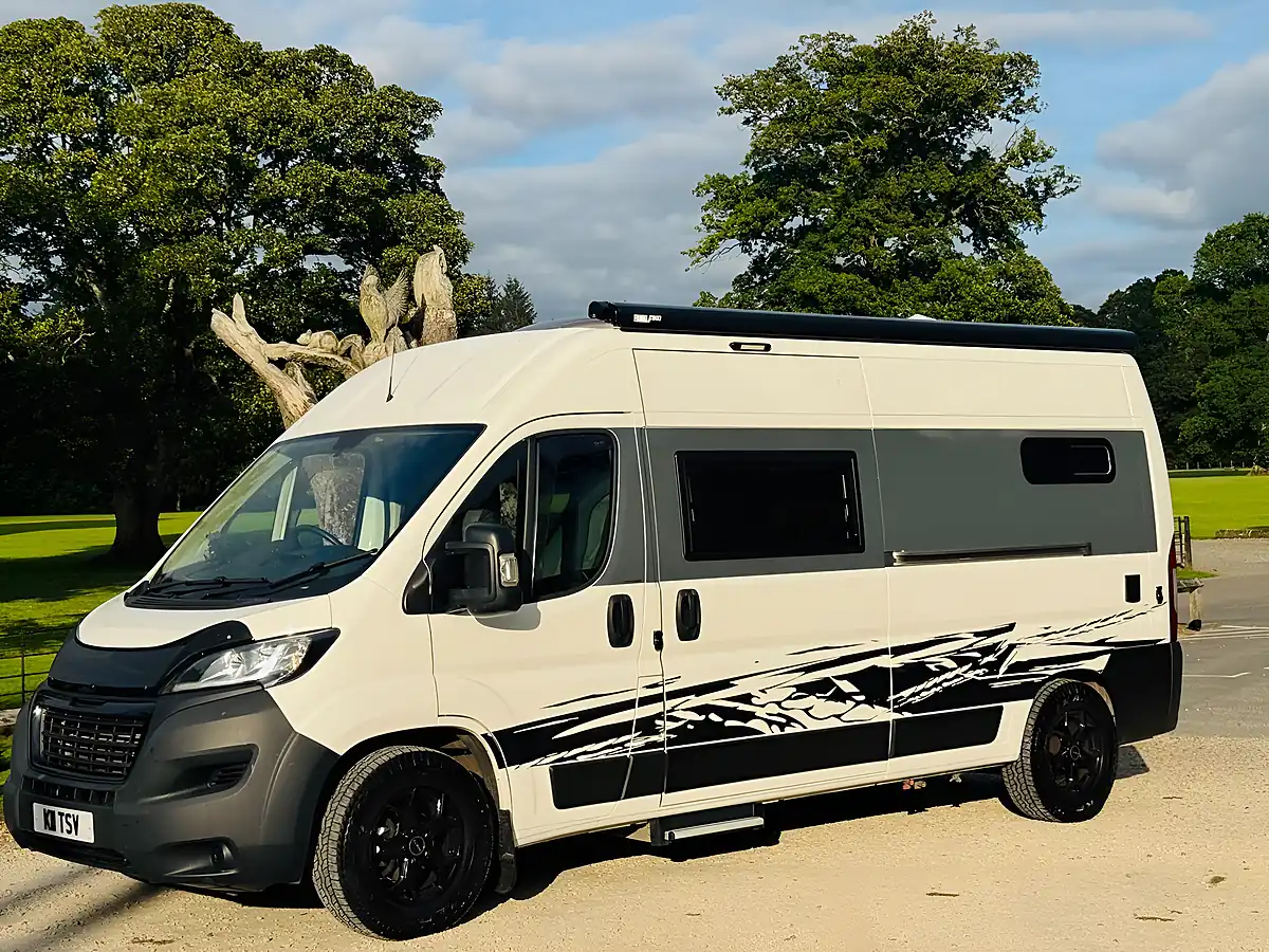 Used 2020 Peugeot Boxer Camper Van 335 Professional White - Interior and Exterior details 9