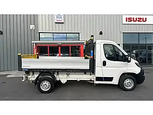 Used 2020 Peugeot Boxer Chassis Cab White - Interior and Exterior details 2