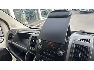 Used 2020 Peugeot Boxer Chassis Cab White - Interior and Exterior details 8