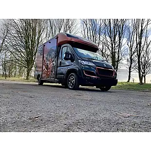 Used 2020 Peugeot Boxer Platform Cab Grey - Interior and Exterior details 4