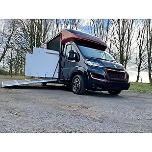 Used 2020 Peugeot Boxer Platform Cab Grey - Interior and Exterior details 5