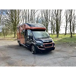 Used 2020 Peugeot Boxer Platform Cab Grey - Interior and Exterior details 9