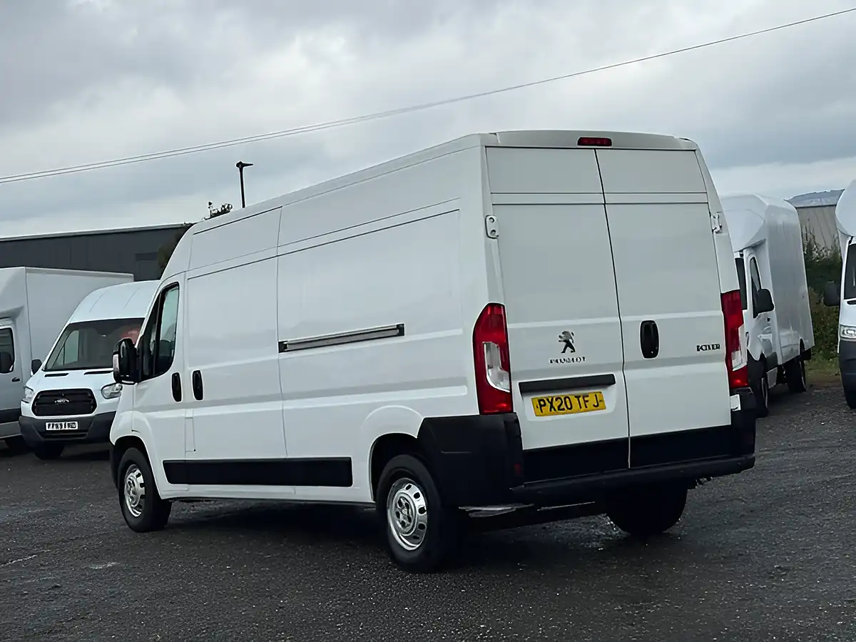 Used 2020 Peugeot Boxer Professional 435 L3 H2 Lwb White - Interior and Exterior details 7