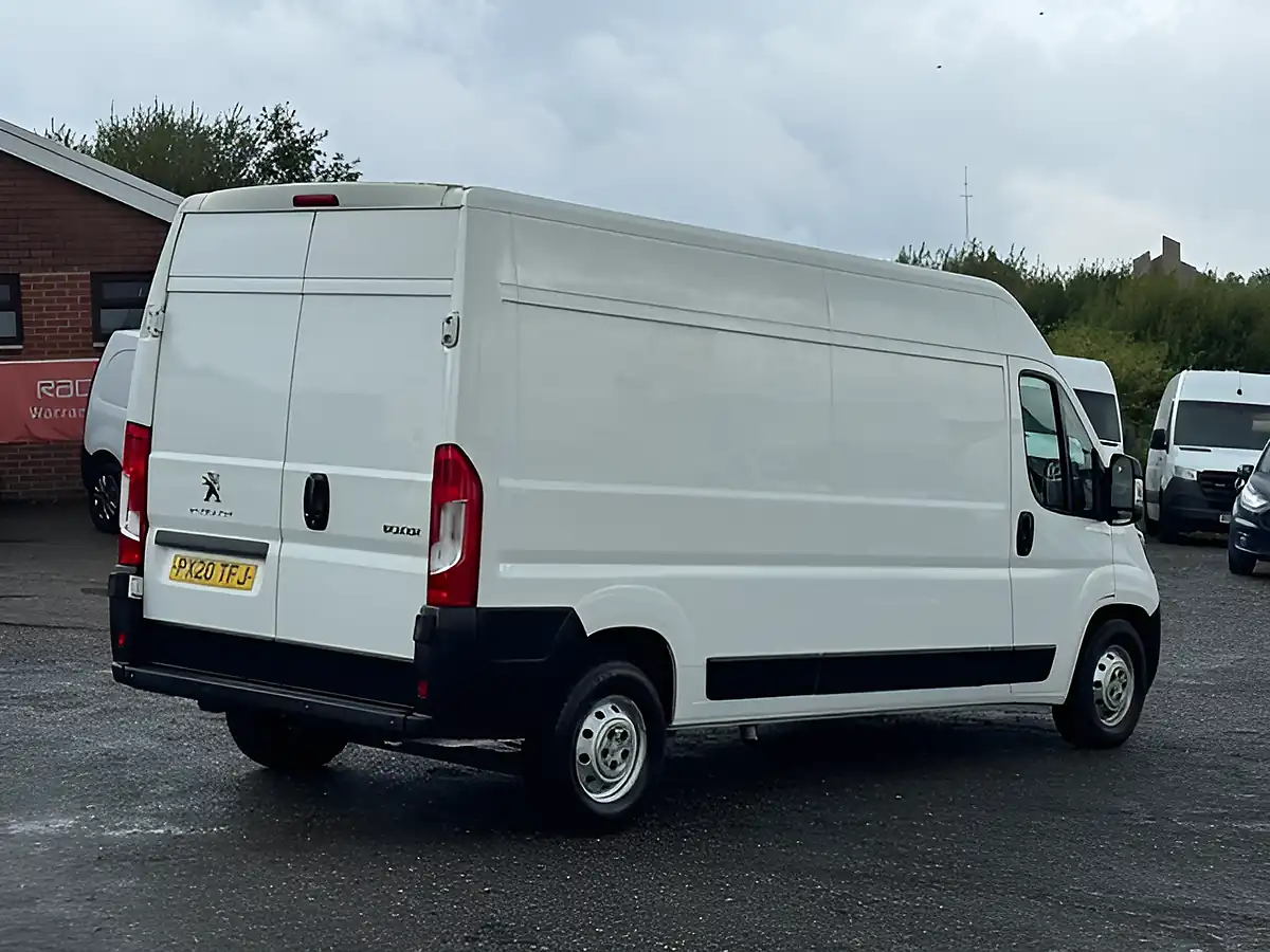 Used 2020 Peugeot Boxer Professional 435 L3 H2 Lwb White - Interior and Exterior details 8