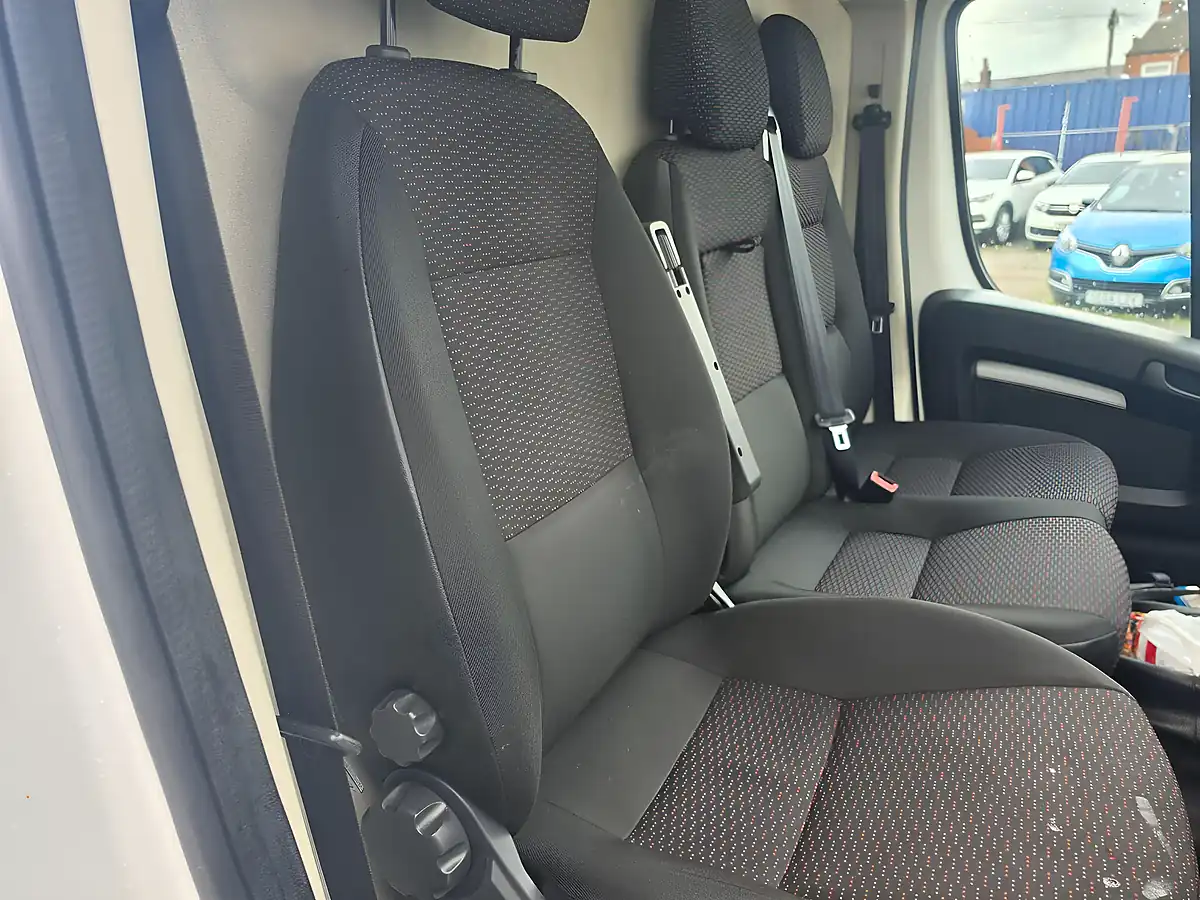 Used 2020 Peugeot Boxer Professional L2 H2 White - Interior and Exterior details 12