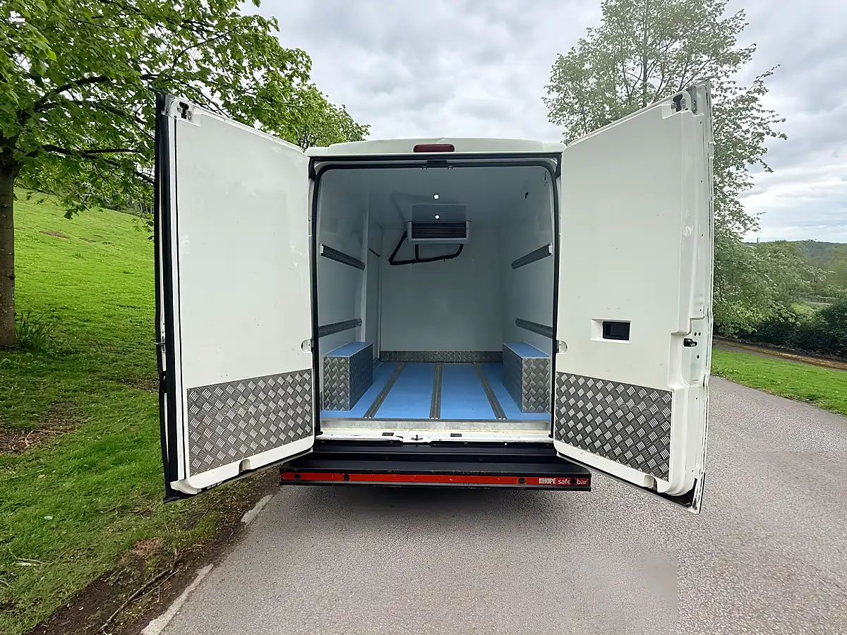 Used 2020 Peugeot Boxer Professional Panel Van White - Interior and Exterior details 5