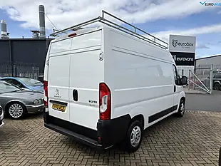 Used 2020 Peugeot Boxer Professional White - Interior and Exterior details 2