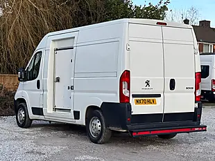 Used 2020 Peugeot Boxer Professional White - Interior and Exterior details 7