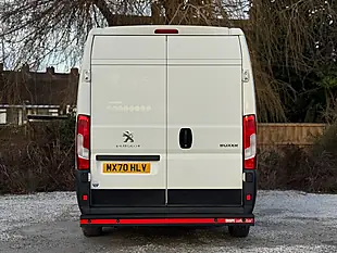 Used 2020 Peugeot Boxer Professional White - Interior and Exterior details 9