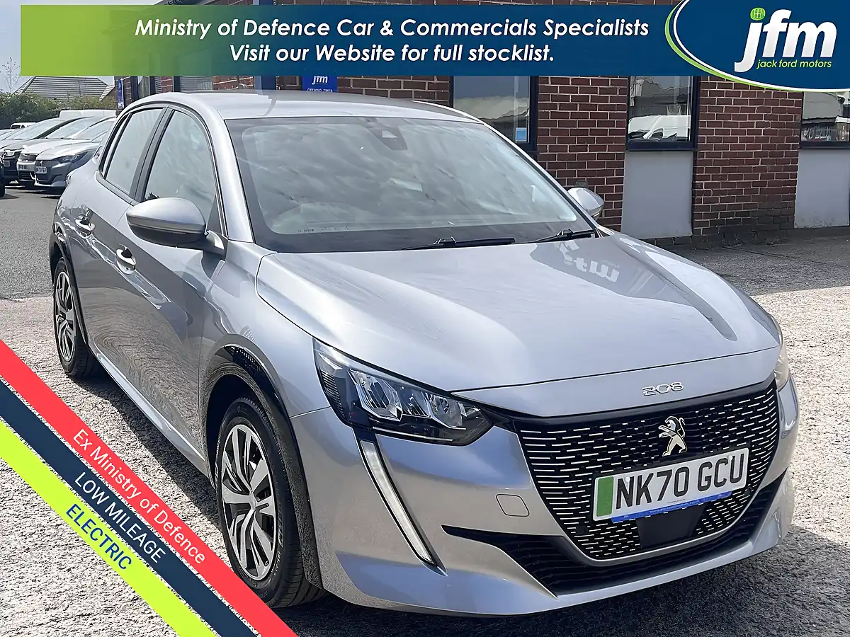 Used 2020 Peugeot E-208 Active Artense Grey Met - Front View